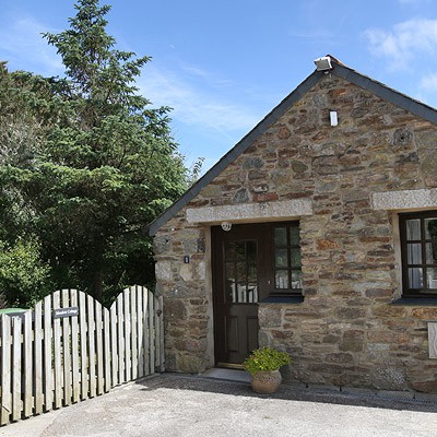 Meadow Cottage (Large 2 x Bedroom)