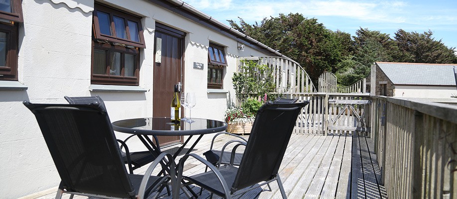 Smaller Cottages: Primrose and Cherry Tree